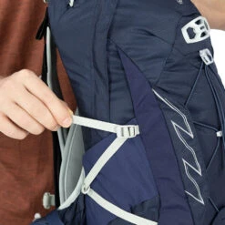 Osprey Talon 11 Backpack - Ceramic Blue 9 Osprey Talon 11 Backpack - Ceramic Blue -Osprey b24 6699 10003059 3 1034372 1