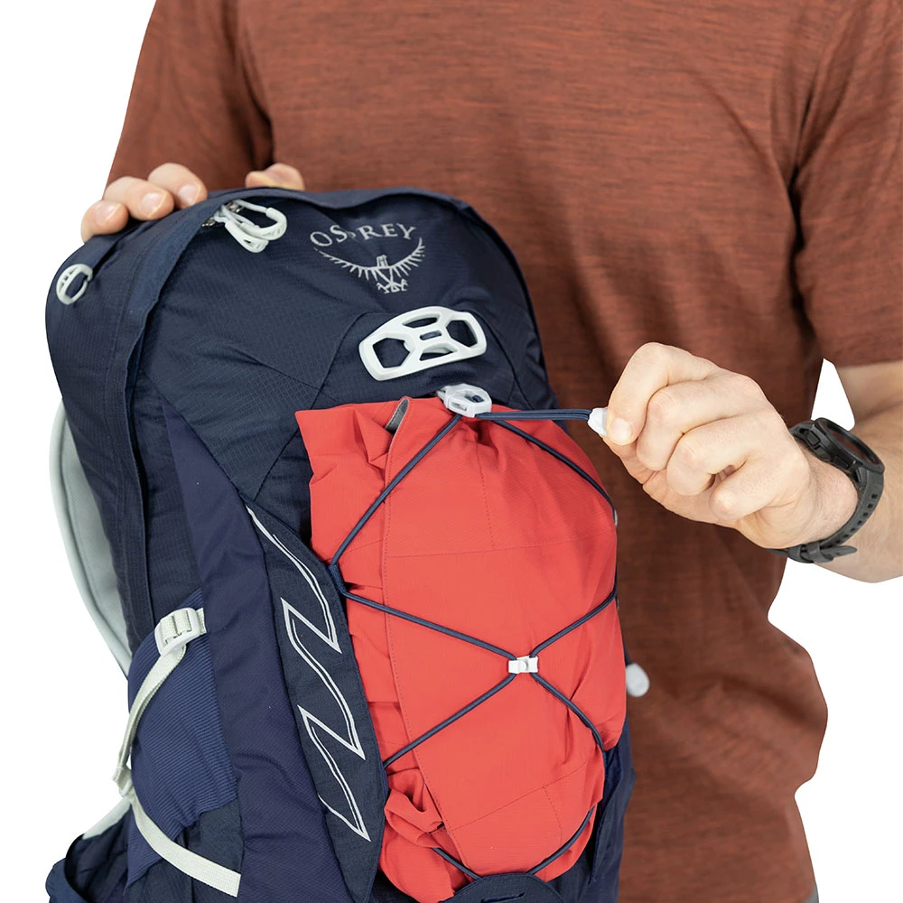 Osprey Talon 11 Backpack - Limon Green 6 Osprey Talon 11 Backpack - Limon Green - Image 6