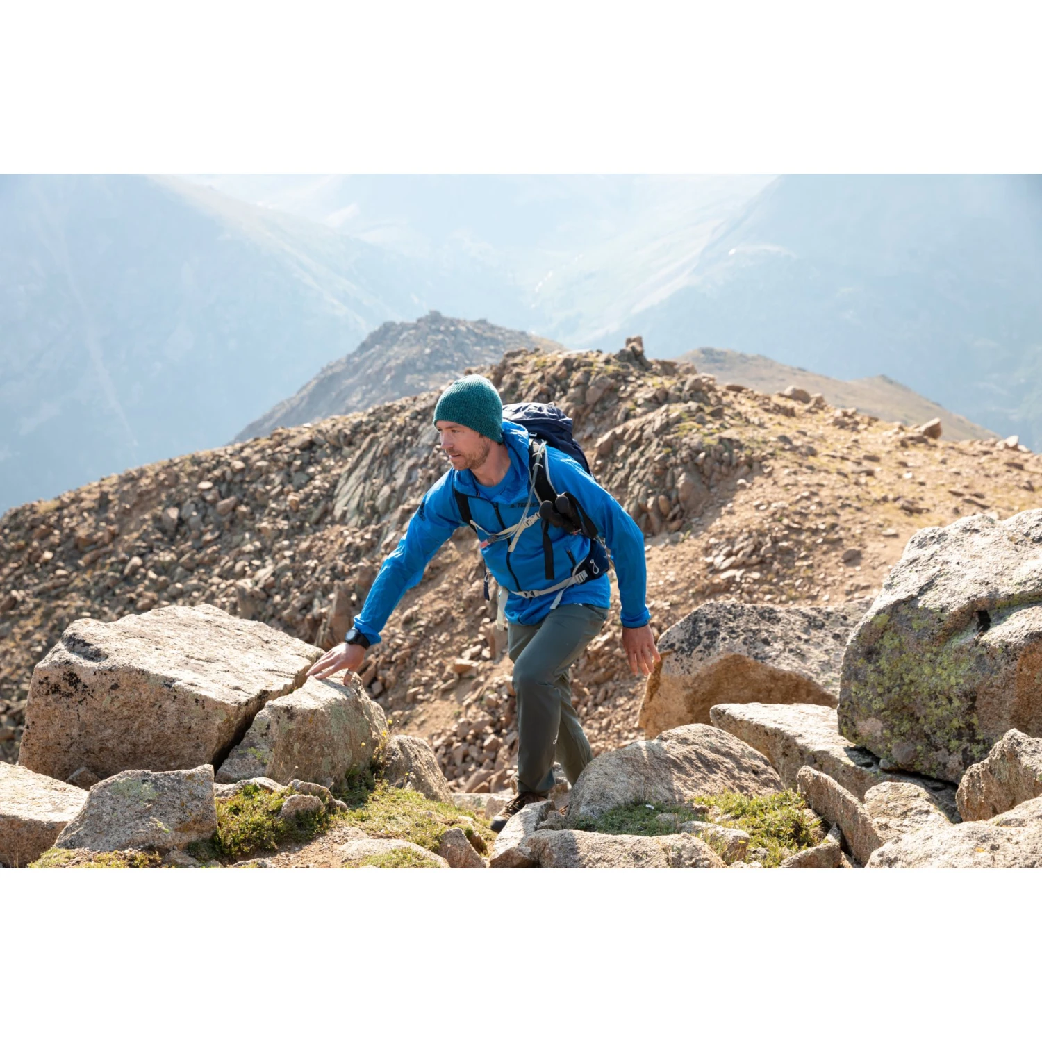 Osprey Talon 11 Backpack - Eclipse Grey - L/XL 9 Osprey Talon 11 Backpack - Eclipse Grey - L/XL - Image 9