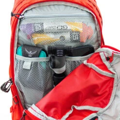 Osprey Syncro 20 Backpack - Wolf Grey 16 Osprey Syncro 20 Backpack - Wolf Grey -Osprey syncro front panel organiser pocket web 827568